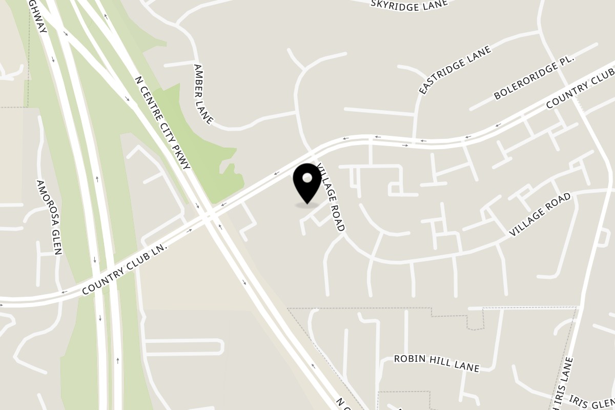 Map showing the location of Chicken Lisa's and Your Mexican Favorites on 555 W Country Club Ln in Escondido